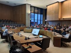 Gemeinsame Diskussion mit Oberbürgermeister Markus Kleemann über Kommunalpolitik hier und dort.